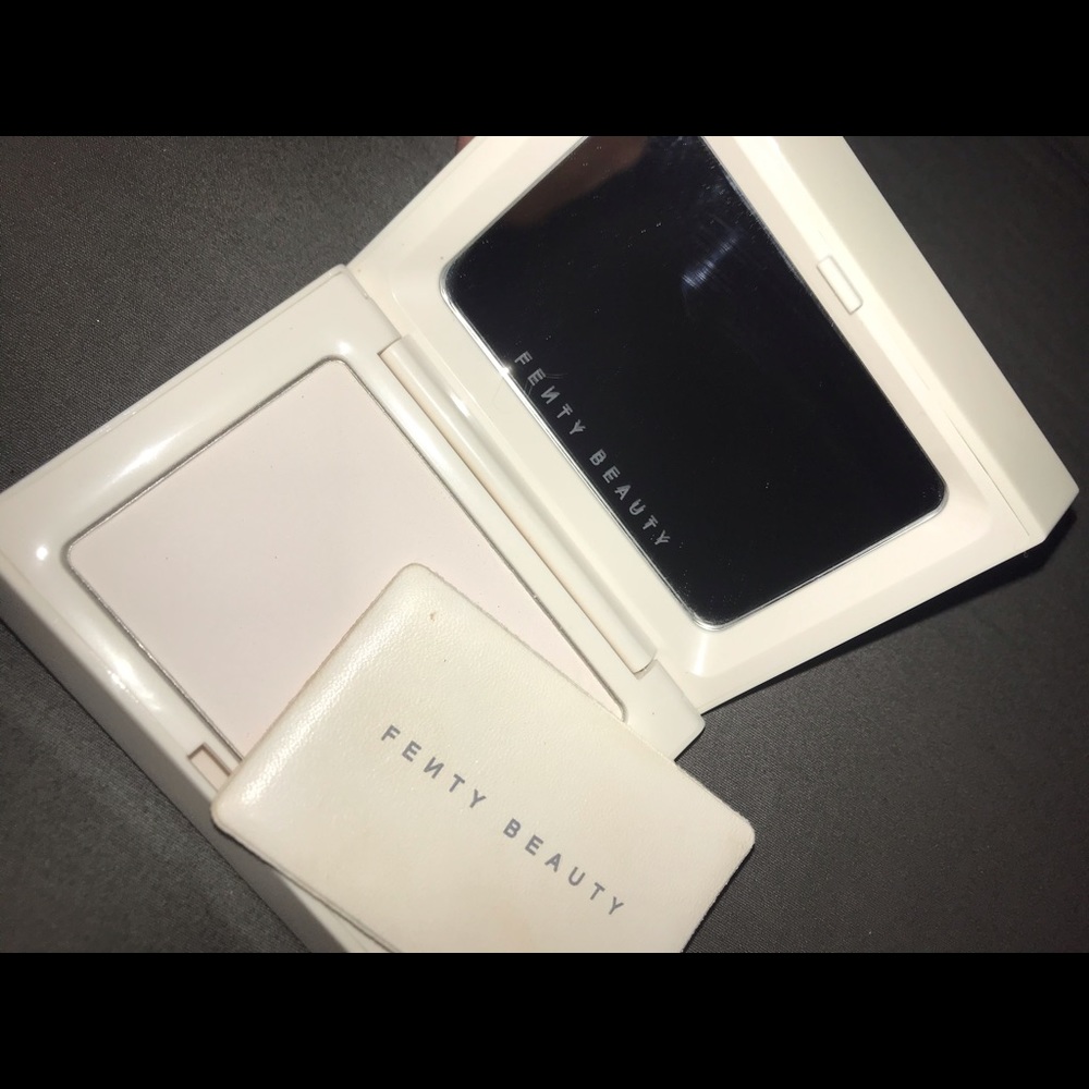 Fenty Beauty, blotting powder